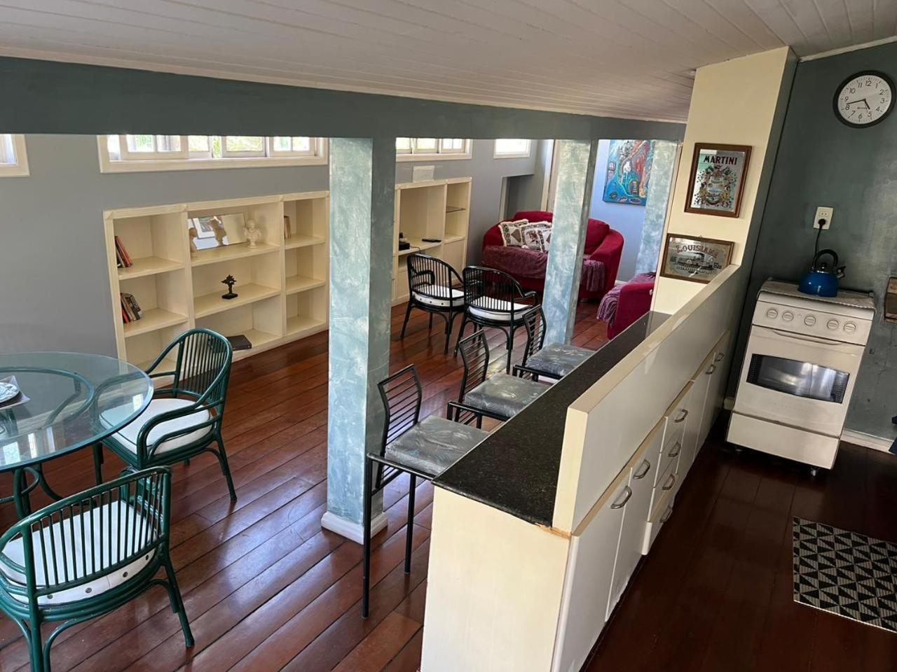 Apartamento Andar 3 Em Bangalo A Beira Mar , Pe Na Areia *