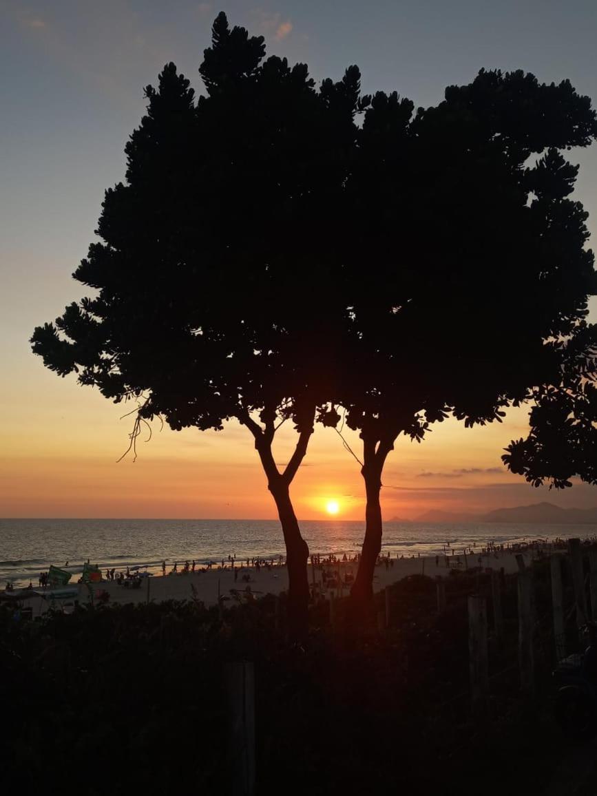 Andar 3 Em Bangalo A Beira Mar , Pe Na Areia Apartamento Rio de Janeiro